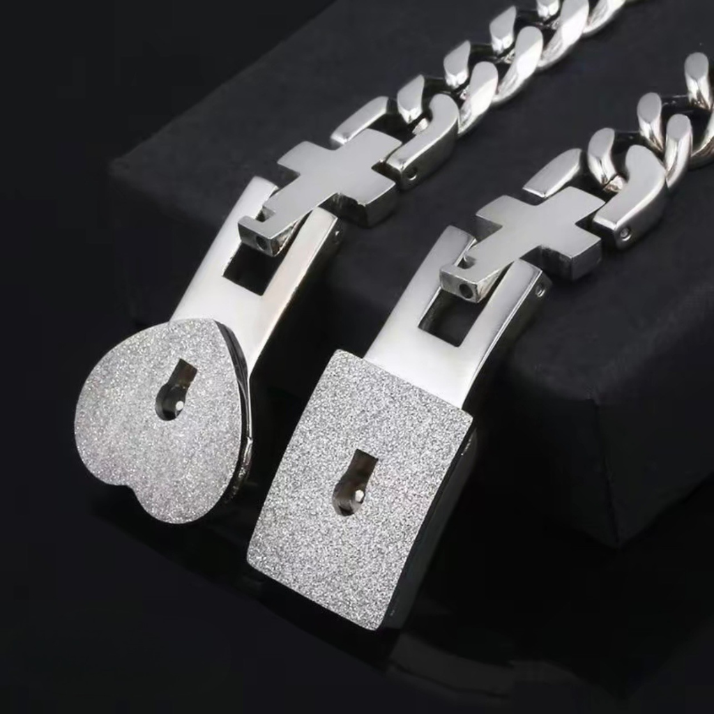 2-Piece Couple Elegant Heart Design Bracelet Set