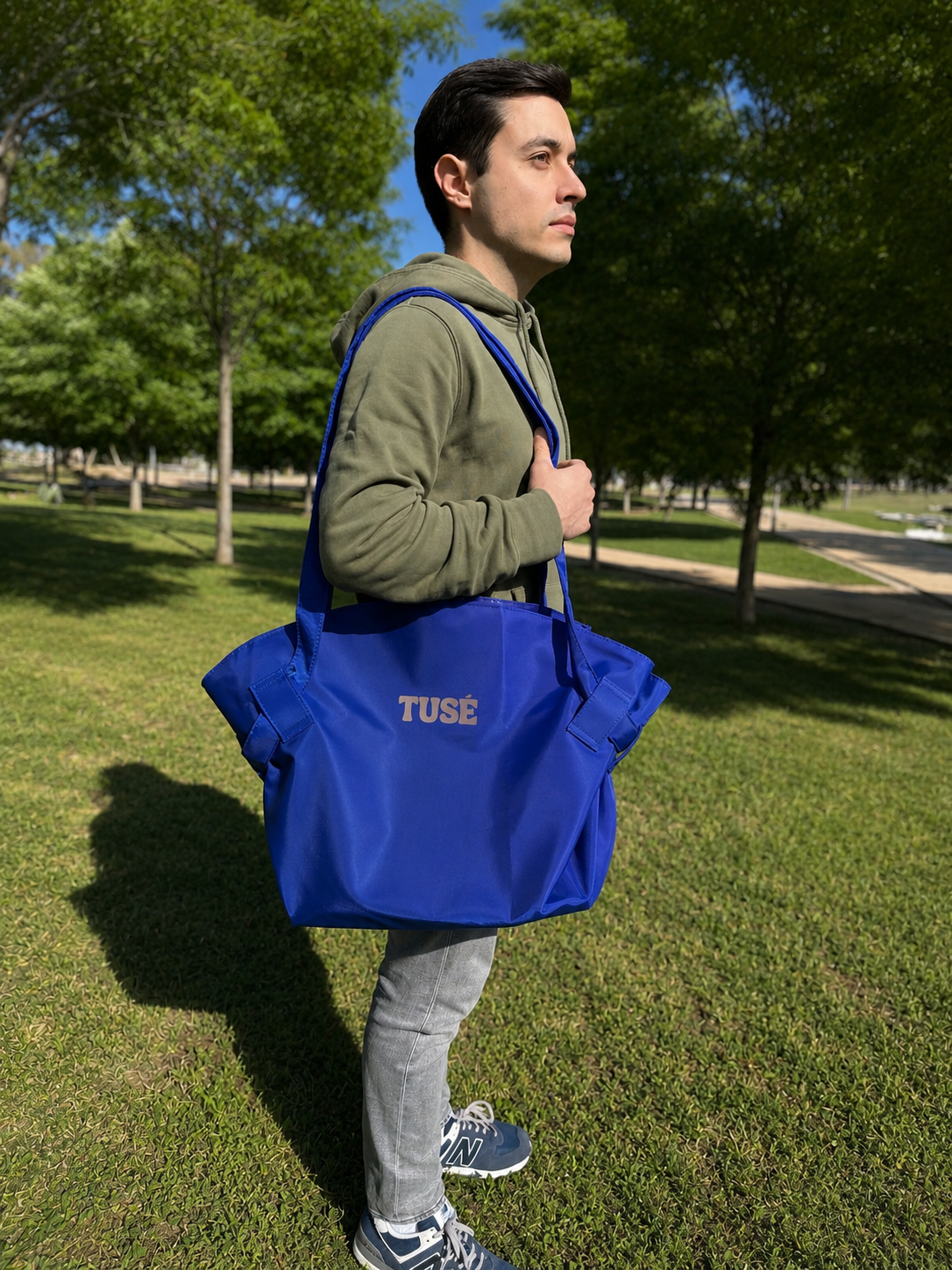 FlexiCarry Multi-Use Tote Bag product image 5