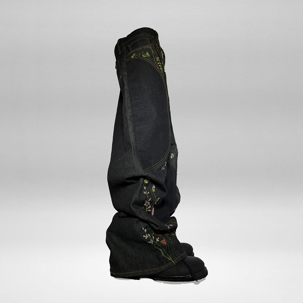 Streetwear Black Denim Pants with Floral Embroidery