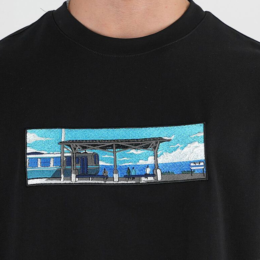Seaside Platform, Waiting For The Train Creative Pattern Embroidered T-shirt
