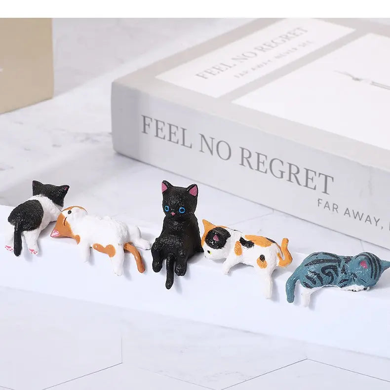 Mini Cat Desk Figurines set of 5 product image