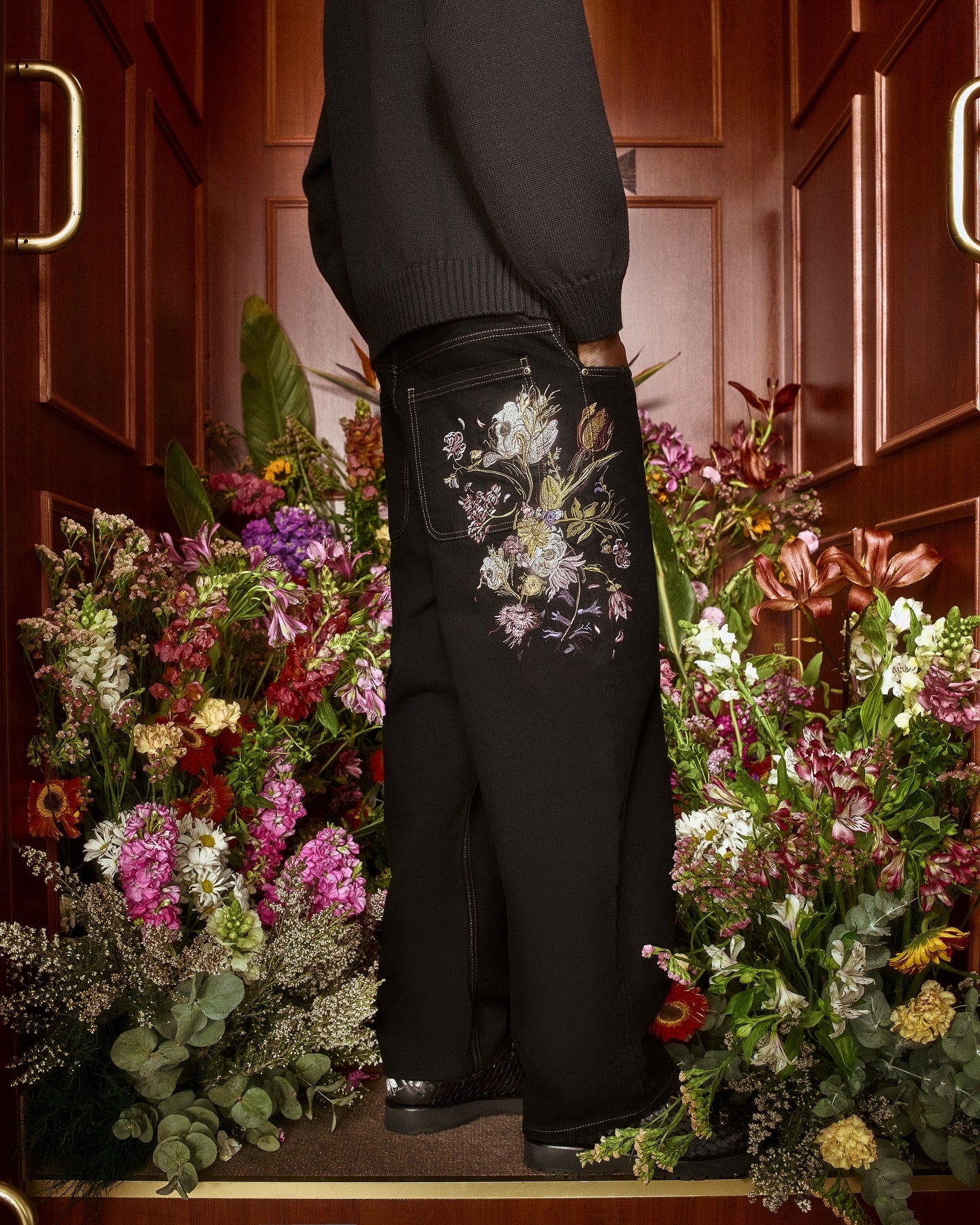 lookbook image shop_this_look_aXUEEy