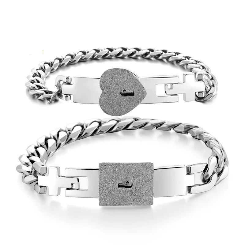 2-Piece Couple Elegant Heart Design Bracelet Set