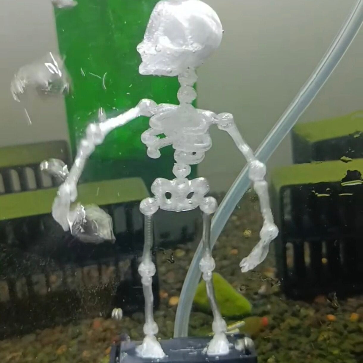 Dancing Skeleton Aquarium Bubbler aquarium display