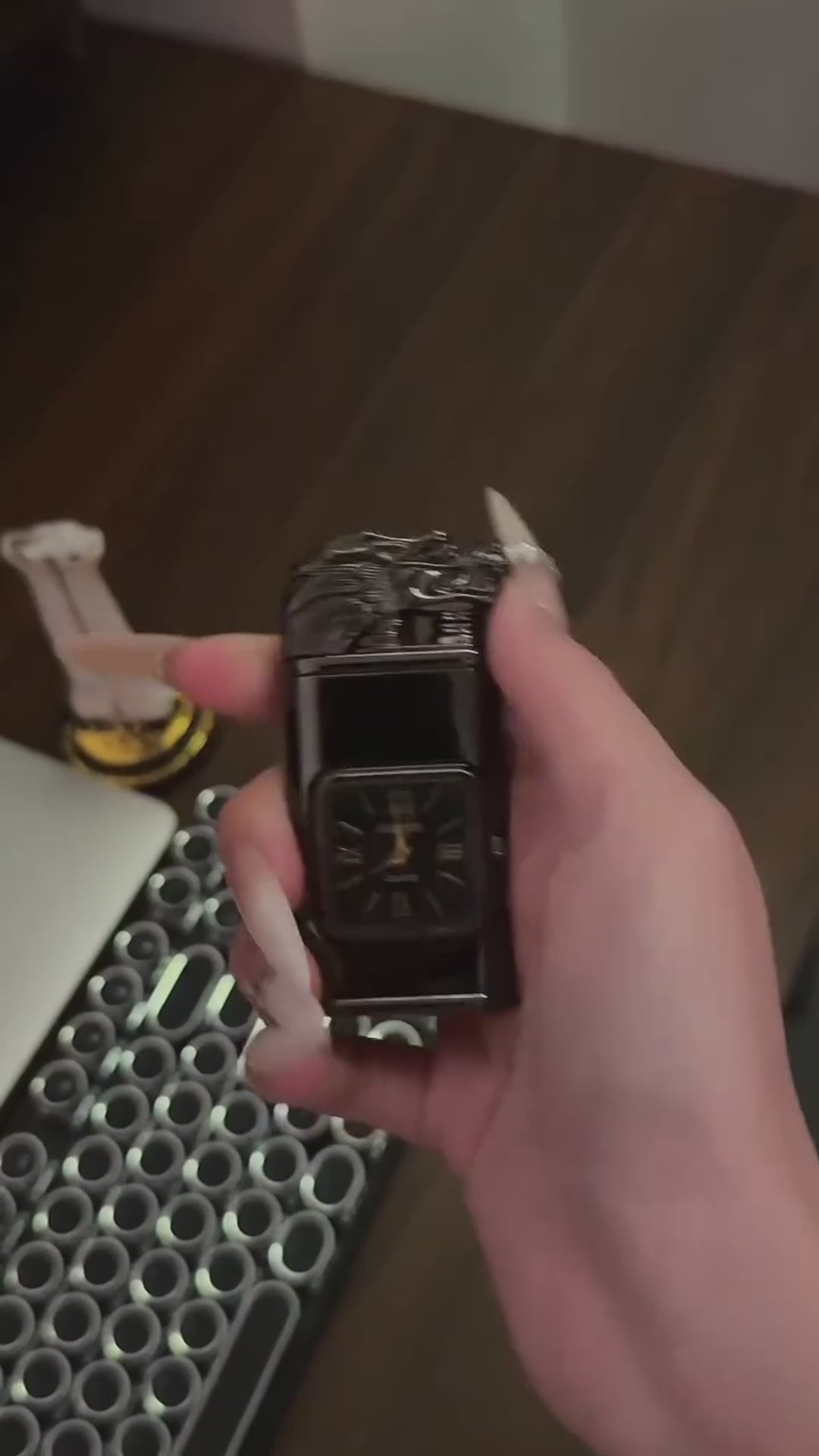 Dragon Head Quartz Clock Butane Lighter